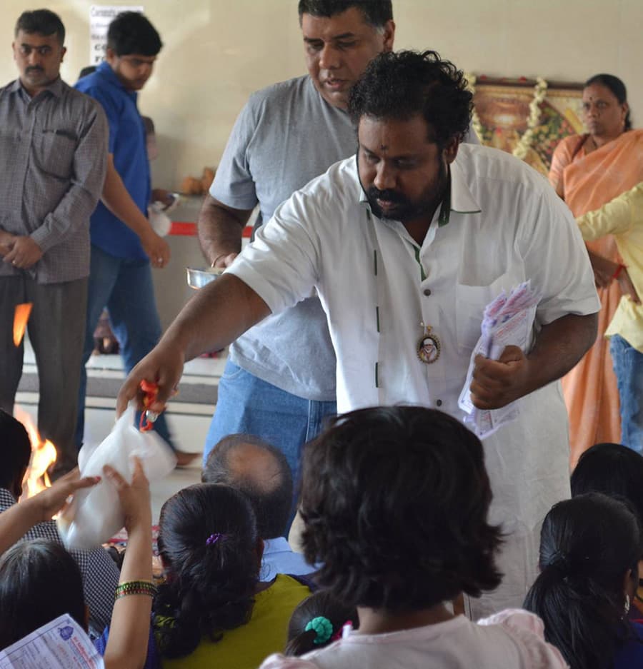 Pujya Sri Gurumurthy Guruji